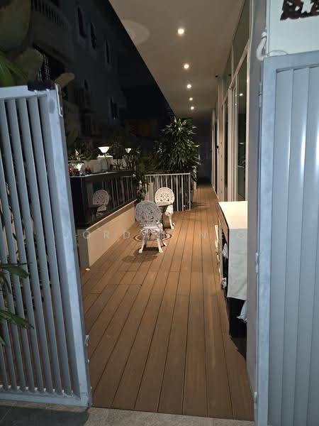 Kembangan, , Room Rental, 440 sqft, Semi-Detached House For Rent, by Jordan Neo, 500243125 - Direct external room access - PropertyGuru.com.sg