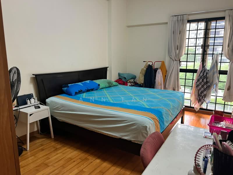 Regent Park, 26 Jalan Lempeng, 2 Bedrooms, 915 sqft, Condominium For Rent, by Ann Tan, 500243126 - Bedroom - PropertyGuru.com.sg