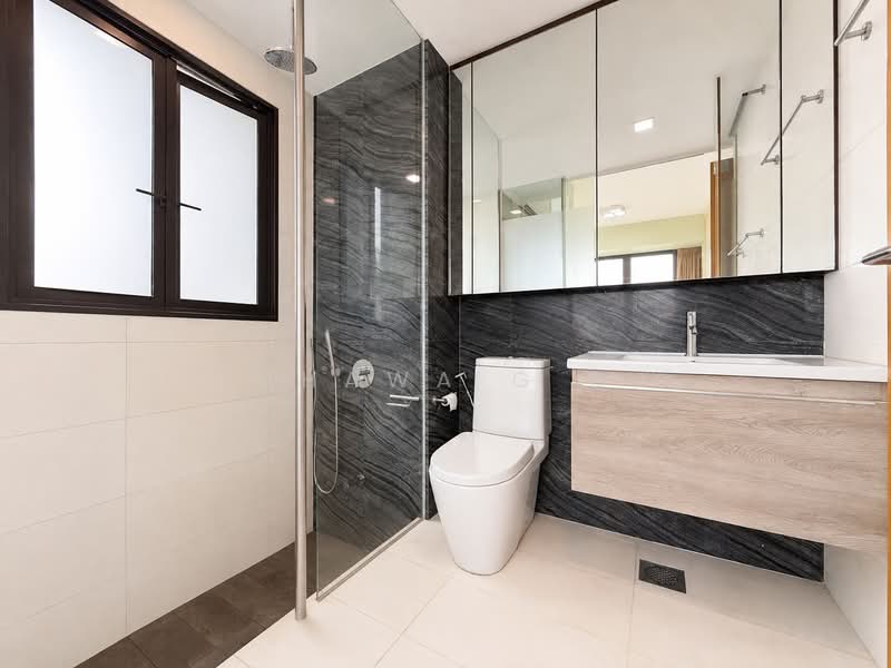 Waterfront Isle, 738 Bedok Reservoir Road, 1 Bedroom, 635 sqft, Condominium For Sale, by Shawa G B, 500243127 - Bathroom - PropertyGuru.com.sg