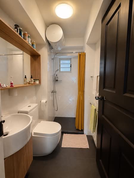 406C Fernvale Road, 406C Fernvale Road, 3 Bedrooms, 1,184 sqft, HDB Flat For Sale, by Agent Rizal, 500243139 - Bathroom - PropertyGuru.com.sg