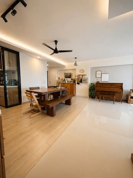 406C Fernvale Road, 406C Fernvale Road, 3 Bedrooms, 1,184 sqft, HDB Flat For Sale, by Agent Rizal, 500243139 - Living Room - PropertyGuru.com.sg