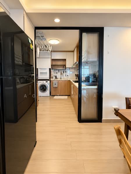 406C Fernvale Road, 406C Fernvale Road, 3 Bedrooms, 1,184 sqft, HDB Flat For Sale, by Agent Rizal, 500243139 - Kitchen - PropertyGuru.com.sg