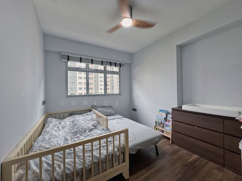 229A Sumang Lane, 229A Sumang Lane, 3 Bedrooms, 1,001 sqft, HDB Flat For Sale, by Eunice Chye, 500243148 - Bedroom - PropertyGuru.com.sg