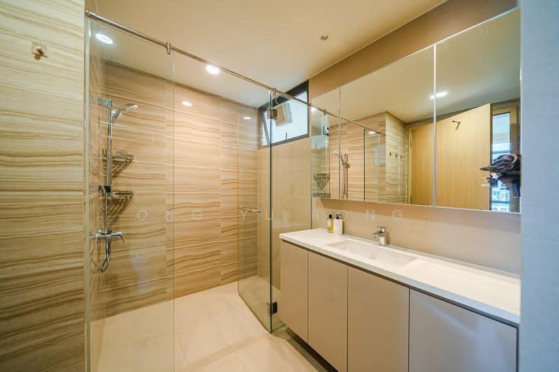 Wandervale, 365 Choa Chu Kang Avenue 3, 3 Bedrooms, 1,098 sqft, Condominium For Sale, by Ong Yu Rong, 500243155 - Bathroom - PropertyGuru.com.sg