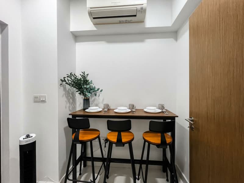 NEWest, 3 West Coast Drive, Room Rental, 80 sqft, Apartment For Rent, by Andrew Yek, 500243159 - Dining Room - PropertyGuru.com.sg