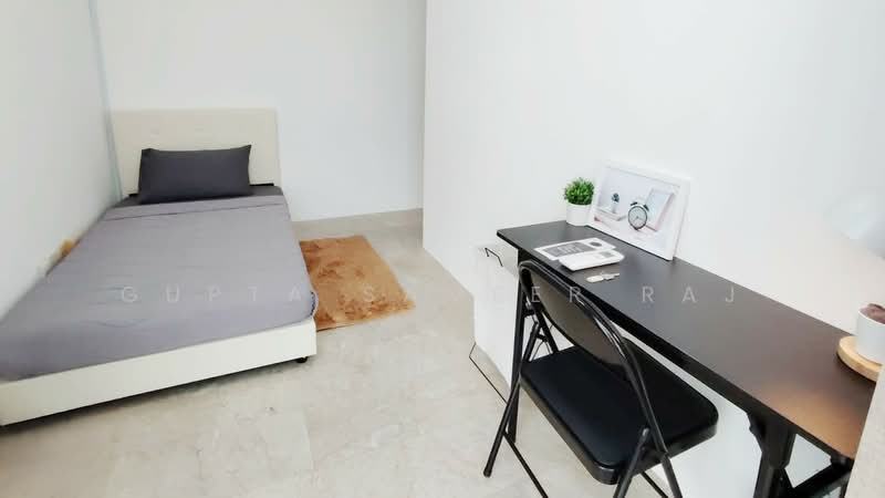 Parc Oasis, 49 Jurong East Avenue 1, Room Rental, 120 sqft, Condominium For Rent, by Gupta Sameer Raj, 500243166 - Bedroom - PropertyGuru.com.sg