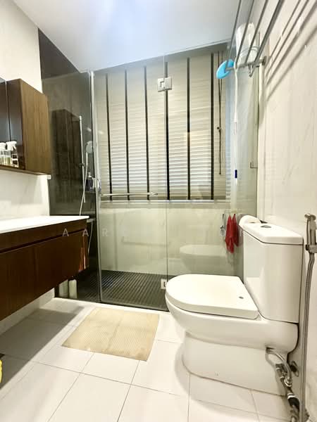 Jalan Kayu Estate, Jalan Tari Zapin, 5 Bedrooms, 3,000 sqft, Terraced House For Sale, by Aaron Loon, 500243173 - Bathroom - PropertyGuru.com.sg