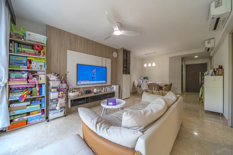 Changi Rise Condo, 22 Simei Rise, 3 Bedrooms, 1,130 sqft, Condominium For Sale, by Rachel Xu, 500243174 - Living Room - PropertyGuru.com.sg