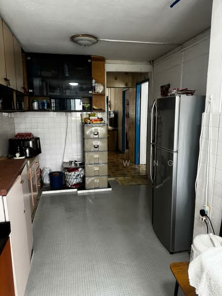 105 Bukit Purmei Road, 105 Bukit Purmei Road, 2 Bedrooms, 721 sqft, HDB Flat For Rent, by Lucas Wang, 500243176 - Kitchen - PropertyGuru.com.sg