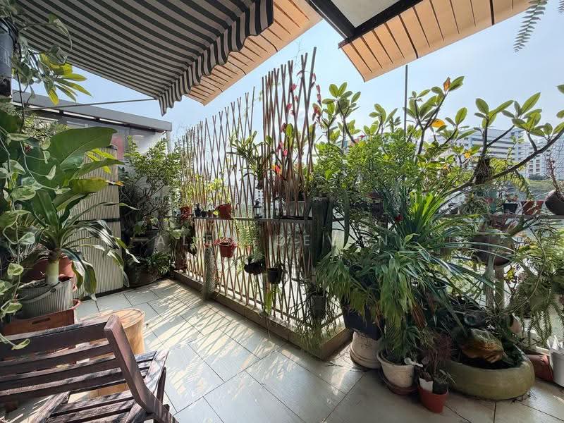 Canberra Residences, 513 Canberra Drive, Sembawang / Yishun, 4 Bedrooms, 1,528 sqft, Condominium For Sale, by Alex Deven, 500243177 - Balcony - PropertyGuru.com.sg