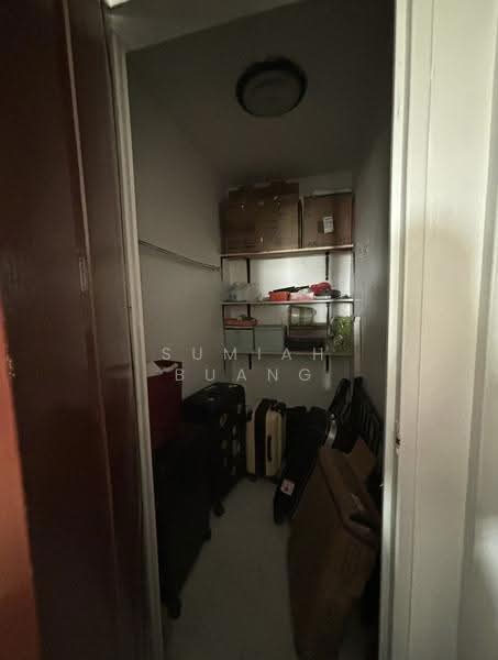 816 Yishun Street 81, 816 Yishun Street 81, 3 Bedrooms, 1,109 sqft, HDB Flat For Sale, by Sumiah Buang, 500243179 - utility room - PropertyGuru.com.sg