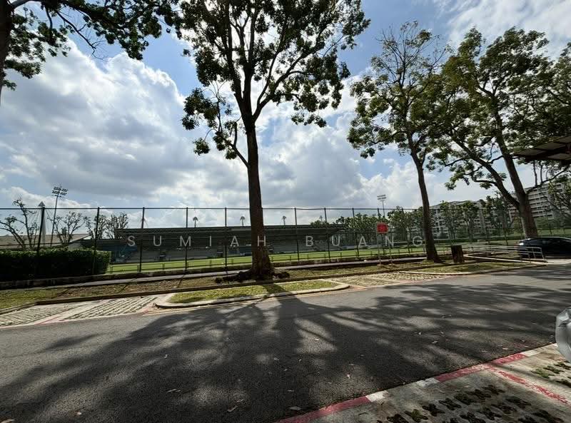 816 Yishun Street 81, 816 Yishun Street 81, 3 Bedrooms, 1,109 sqft, HDB Flat For Sale, by Sumiah Buang, 500243179 - Exterior - PropertyGuru.com.sg
