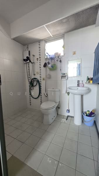 442B Fajar Road, 442B Fajar Road, Dairy Farm / Bukit Panjang / Choa Chu Kang, 2 Bedrooms, 732 sqft, HDB Flat For Sale, by Quek Pei Lin, 500243188 - Bathroom - PropertyGuru.com.sg