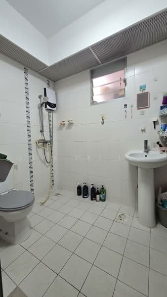 442B Fajar Road, 442B Fajar Road, Dairy Farm / Bukit Panjang / Choa Chu Kang, 2 Bedrooms, 732 sqft, HDB Flat For Sale, by Quek Pei Lin, 500243188 - PropertyGuru.com.sg