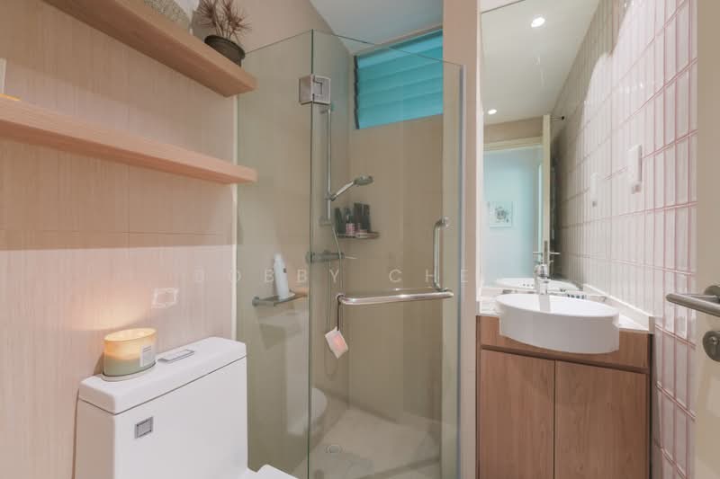 East Mews, 853 Mountbatten Road, East Coast / Marine Parade, 3 Bedrooms, 1,066 sqft, Condominium For Sale, by Bobby Chen, 500243189 - Bathroom - PropertyGuru.com.sg