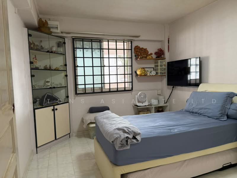 32 Marine Crescent, 32 Marine Crescent, 2 Bedrooms, 700 sqft, HDB Flat For Sale, by Jaslyn Tan, 500243195 - Bedroom - PropertyGuru.com.sg