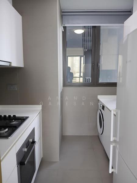 Skyline Residences, 610 Telok Blangah Road, Harbourfront / Telok Blangah, 2 Bedrooms, 829 sqft, Condominium For Rent, by Anand Ganesan, 500243196 - Kitchen - PropertyGuru.com.sg