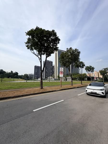 Hillview Garden Estate, Elizabeth Drive, 3 Bedrooms, 1,800 sqft, Terraced House For Sale, by Joshua Tech, 500243200 - Exterior - PropertyGuru.com.sg