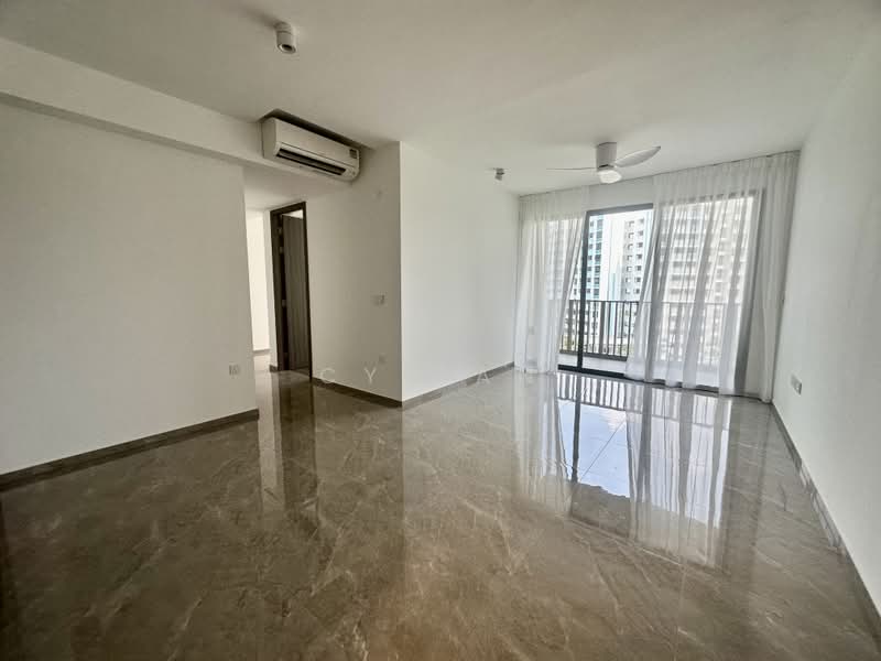 Norwood Grand, Admiralty / Woodlands, 4 Bedrooms, 1,313 sqft, Condominium For Sale, by CY TAN, 500243235 - Living Room - PropertyGuru.com.sg