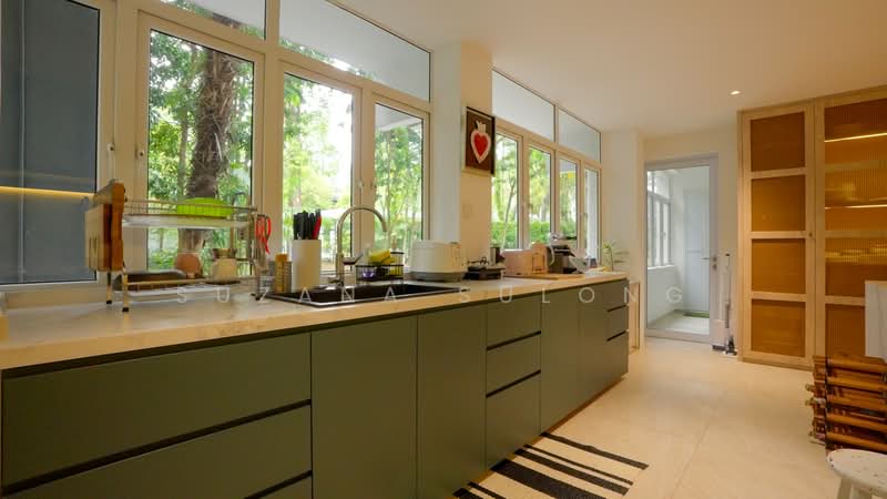 Hollandswood Court, 3 Holland Park, Tanglin / Holland / Bukit Timah, 4 Bedrooms, 2,131 sqft, Apartment For Sale, by Suzana Sulong, 500243239 - Kitchen - PropertyGuru.com.sg