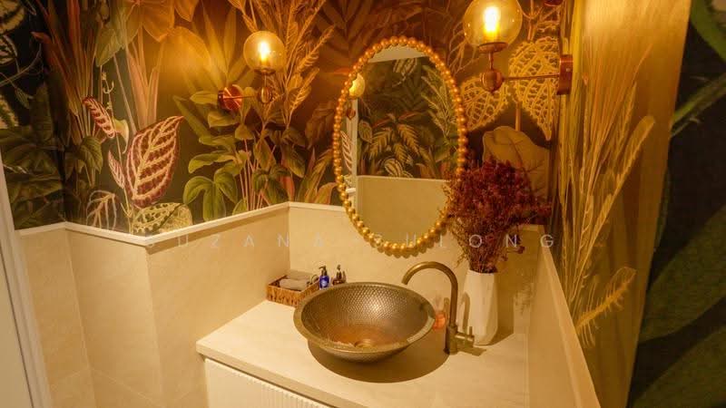 Hollandswood Court, 3 Holland Park, Tanglin / Holland / Bukit Timah, 4 Bedrooms, 2,131 sqft, Apartment For Sale, by Suzana Sulong, 500243239 - Powder Room - PropertyGuru.com.sg