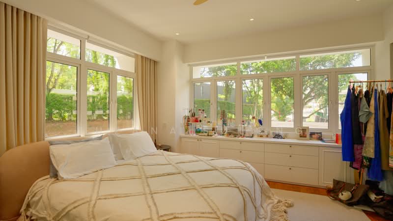 Hollandswood Court, 3 Holland Park, Tanglin / Holland / Bukit Timah, 4 Bedrooms, 2,131 sqft, Apartment For Sale, by Suzana Sulong, 500243239 - Master Bedroom - PropertyGuru.com.sg