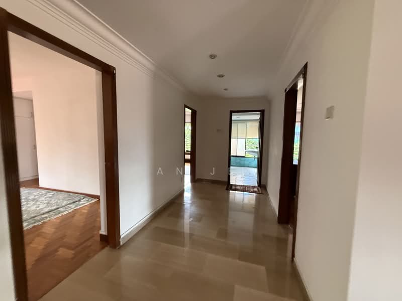 Cairnhill Astoria, 6A Cairnhill Rise, Orchard / River Valley, 4 Bedrooms, 3,036 sqft, Condominium For Rent, by Tan Jez, 500243241 - Corridor - PropertyGuru.com.sg