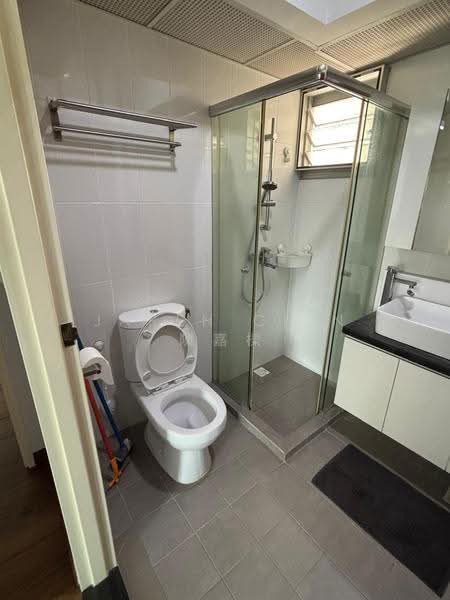 451A Sengkang West Way, 451A Sengkang West Way, Seletar / Yio Chu Kang, Room Rental, 90 sqft, HDB Flat For Rent, by Jaren Chin 陳嘉樑, 500243243 - Bathroom - PropertyGuru.com.sg