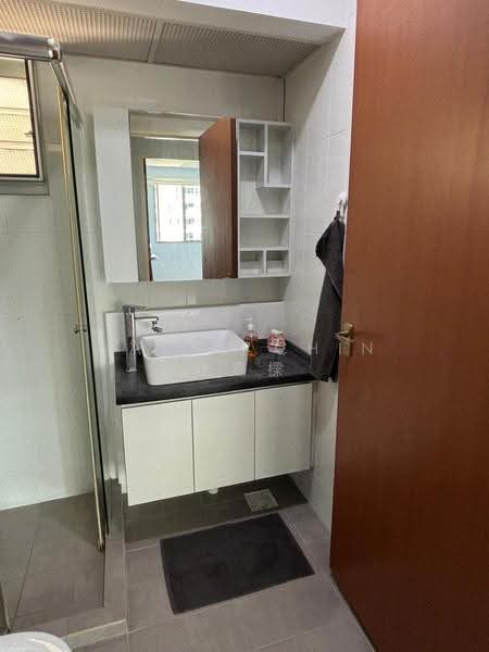 451A Sengkang West Way, 451A Sengkang West Way, Seletar / Yio Chu Kang, Room Rental, 90 sqft, HDB Flat For Rent, by Jaren Chin 陳嘉樑, 500243243 - Bathroom - PropertyGuru.com.sg