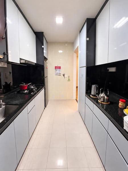 451A Sengkang West Way, 451A Sengkang West Way, Seletar / Yio Chu Kang, Room Rental, 100 sqft, HDB Flat For Rent, by Jaren Chin 陳嘉樑, 500243243 - Kitchen - PropertyGuru.com.sg