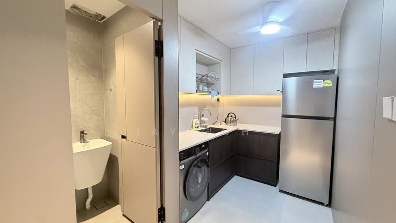 833 Woodlands Street 83, 833 Woodlands Street 83, Admiralty / Woodlands, Room Rental, 120 sqft, HDB Flat For Rent, by Jay Goh, 500243246 - 833 kitchen - PropertyGuru.com.sg