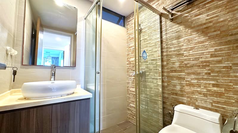 Tanamera Crest, 6 Pari Dedap Walk, 3 Bedrooms, 1,593 sqft, Condominium For Sale, by Evan Chung, 500243247 - Bathroom - PropertyGuru.com.sg