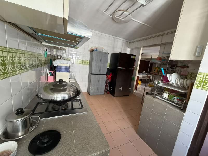 491G Tampines Street 45, 491G Tampines Street 45, 4 Bedrooms, 1,335 sqft, HDB Flat For Sale, by Yang Chen, 500243248 - Kitchen - PropertyGuru.com.sg