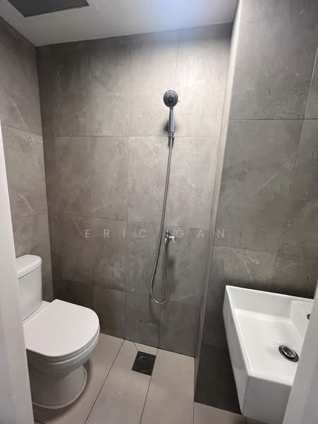 Cavenagh Lodge, 81 Cavenagh Road, 4 Bedrooms, 1,648 sqft, Condominium For Rent, by Eric Gan, 500243249 - Yard WC - PropertyGuru.com.sg