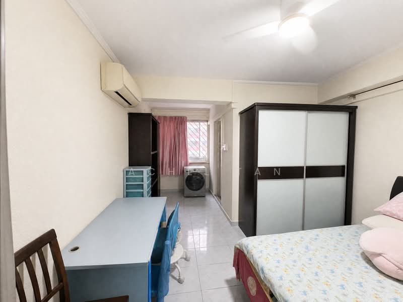 419 Hougang Avenue 8, 419 Hougang Avenue 8, Hougang / Punggol / Sengkang, 3 Bedrooms, 1,162 sqft, HDB Flat For Sale, by Rachel Tan, 500243257 - Bedroom - PropertyGuru.com.sg