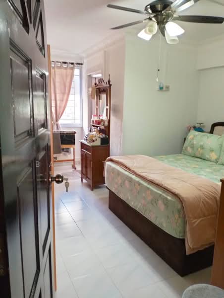 882 Tampines Street 84, 882 Tampines Street 84, Pasir Ris / Tampines, 3 Bedrooms, 1,313 sqft, HDB Flat For Sale, by Bakhit Alias, 500243259 - Bedroom - PropertyGuru.com.sg