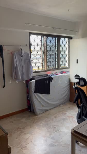 524 Ang Mo Kio Avenue 5, 524 Ang Mo Kio Avenue 5, 3 Bedrooms, 1,001 sqft, HDB Flat For Sale, by Annie Huang, 500243263 - Bedroom - PropertyGuru.com.sg