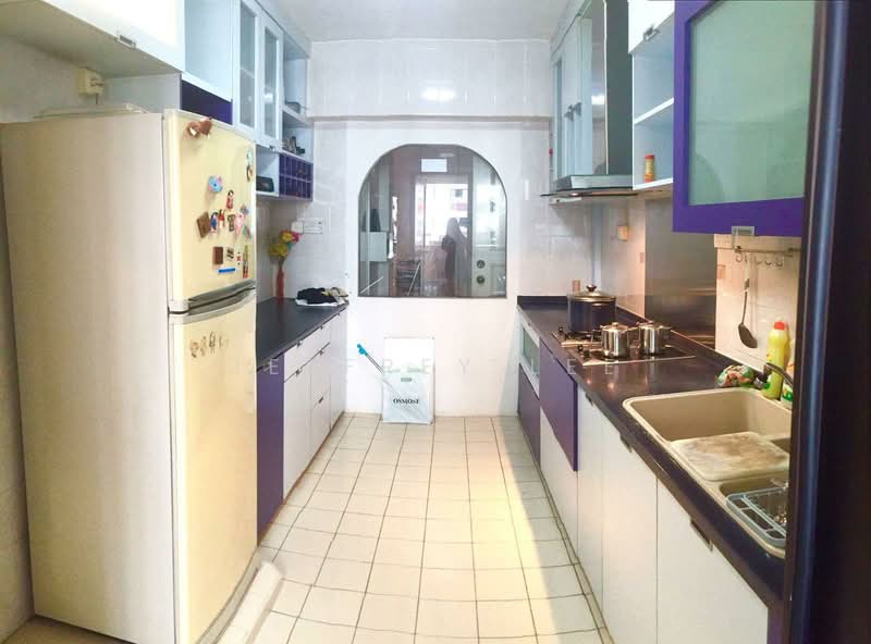297B Compassvale Street, 297B Compassvale Street, 3 Bedrooms, 1,442 sqft, HDB Flat For Rent, by Jeffrey Lee, 500243272 - Kitchen - PropertyGuru.com.sg