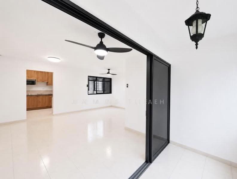 680A Jurong West Central 1, 680A Jurong West Central 1, Boon Lay / Jurong / Tuas, 4 Bedrooms, 1,453 sqft, HDB Flat For Sale, by James Lee, 500243280 - Living Room - PropertyGuru.com.sg