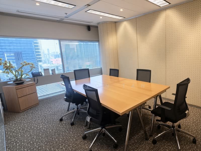 Gateway West, 150 Beach Road, 2,043 sqft, Office For Rent, by Preston Tan, 500243287 - Interior - CommercialGuru.com.sg