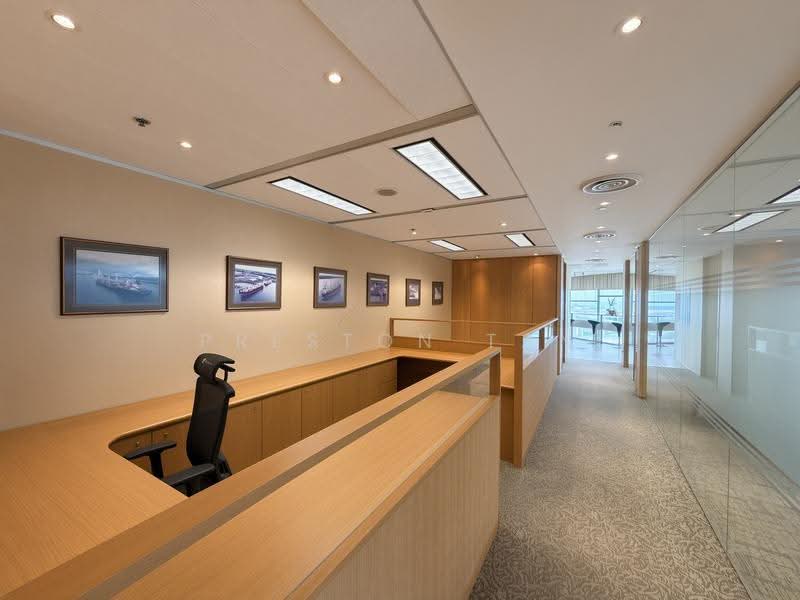 Gateway West, 150 Beach Road, Beach Road / Bugis / Rochor, 2,043 sqft, Office For Rent, by Preston Tan, 500243287 - Interior - CommercialGuru.com.sg