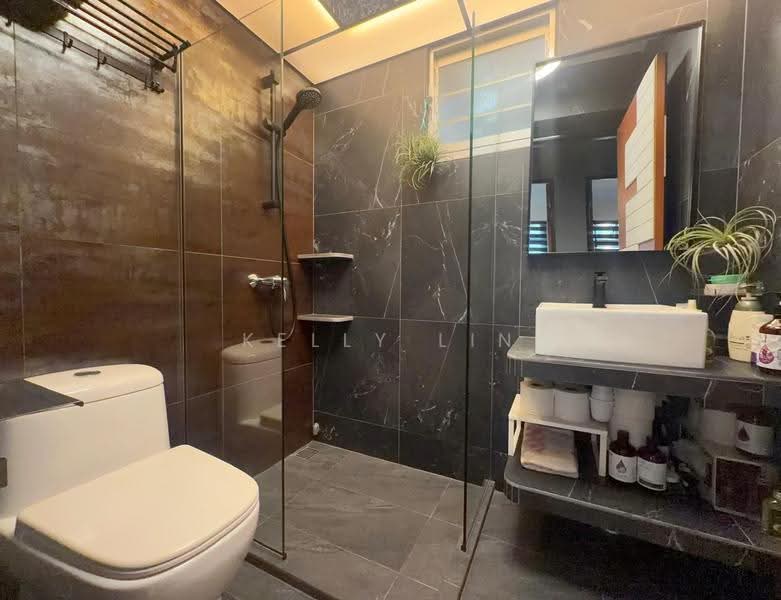 488C Choa Chu Kang Avenue 5, 488C Choa Chu Kang Avenue 5, 3 Bedrooms, 1,001 sqft, HDB Flat For Sale, by Kelly Lin, 500243295 - Bathroom - PropertyGuru.com.sg