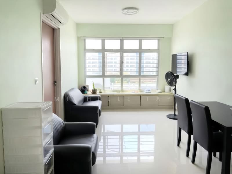 130A Canberra Crescent, 130A Canberra Street, Sembawang / Yishun, 1 Bedroom, 506 sqft, HDB Flat For Sale, by Michelle Tay, 500243300 - Living Room - PropertyGuru.com.sg
