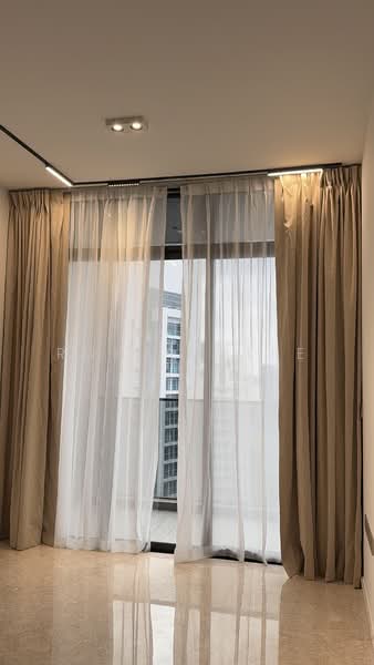Pullman Residences, 18 Dunearn Road, 1 Bedroom, 463 sqft, Condominium For Sale, by Ronald Lee, 500243301 - Living Room (Lighted) - PropertyGuru.com.sg