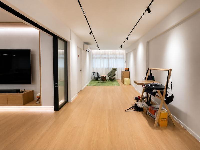 143 Lorong 2 Toa Payoh, 143 Lorong 2 Toa Payoh, Balestier / Toa Payoh, 3 Bedrooms, 969 sqft, HDB Flat For Sale, by Lo Jing Long, 500243304 - Living Room - PropertyGuru.com.sg