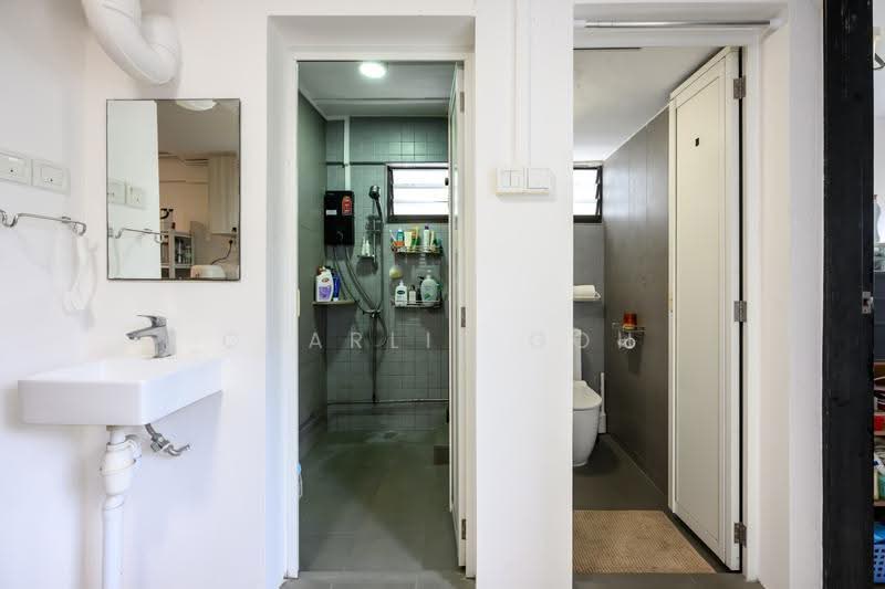 40 Chai Chee Avenue, 40 Chai Chee Avenue, 3 Bedrooms, 786 sqft, HDB Flat For Sale, by Charlie Goh, 500243305 - Bathroom - PropertyGuru.com.sg
