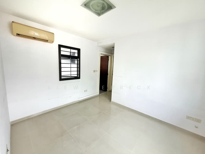 26D Jalan Membina, 26D Jalan Membina, 2 Bedrooms, 646 sqft, HDB Flat For Sale, by Liew Derrick, 500243306 - Interior - PropertyGuru.com.sg