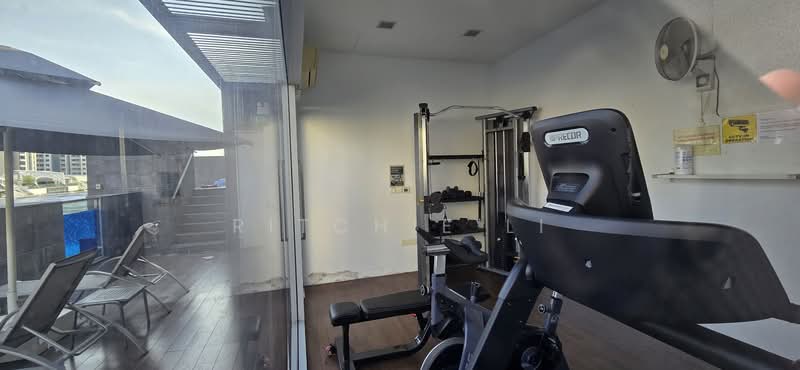 RV Suites, 396 River Valley Road, 1 Bedroom, 689 sqft, Apartment For Rent, by Ritchie Li, 500243307 - Gym - PropertyGuru.com.sg