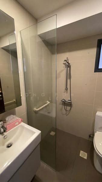 311C Clementi Avenue 4, 311C Clementi Avenue 4, 3 Bedrooms, 861 sqft, HDB Flat For Rent, by Ong Poh Wei Lestin 王博威, 500243312 - Bathroom - PropertyGuru.com.sg