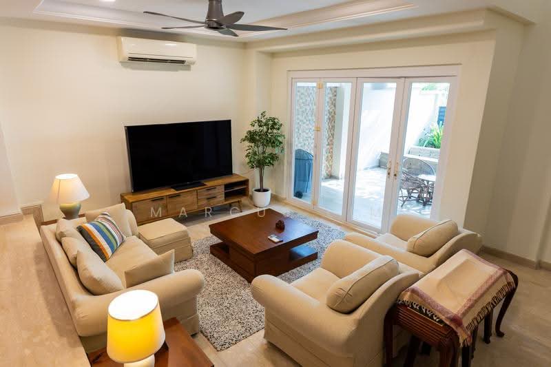 Limau Villas, Limau Terrace, 5 Bedrooms, 4,310 sqft, Terraced House For Sale, by Marcus Lim, 500243315 - Living Room - PropertyGuru.com.sg